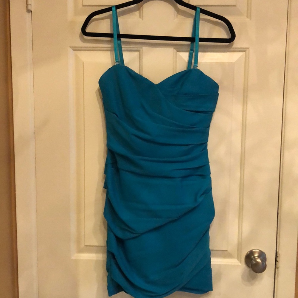 HP 💗 BCBG strapless bodycon dress - Picture 1 of 8